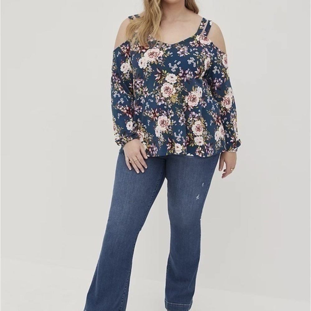 Torrid Knit Crepe V Neck Cutout Cold Shoulder Top Blouse